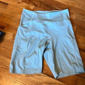 Girlfriend collective biker shirt with pockets NWOT